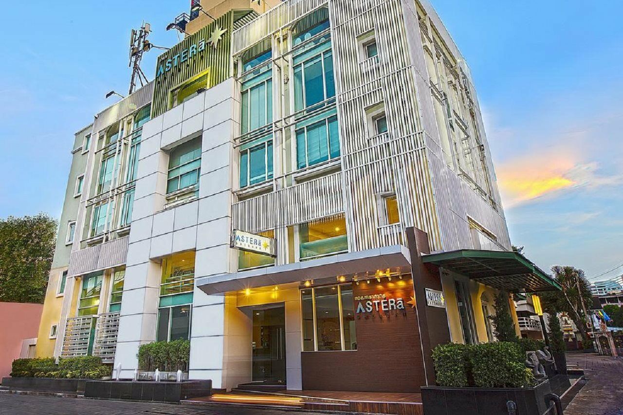 Oakwood Hotel & Residence Bangkok Sha Plus Certified Экстерьер фото