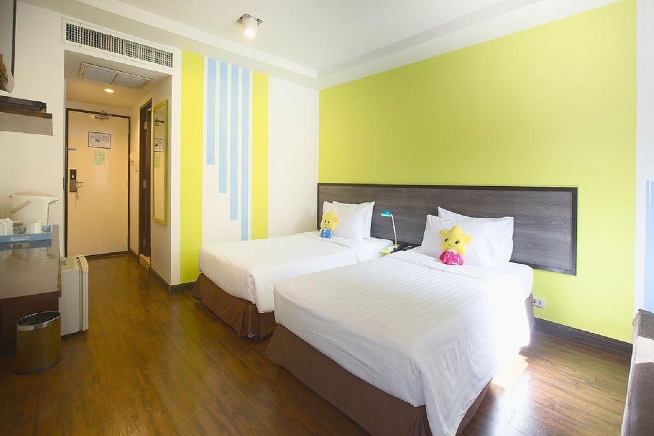 Oakwood Hotel & Residence Bangkok Sha Plus Certified Экстерьер фото